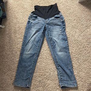 Maternity capri jeans